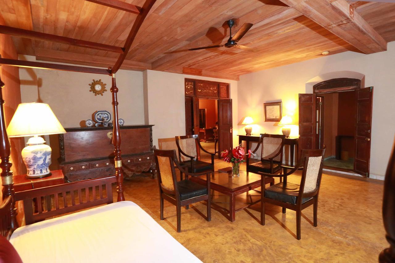 Villa Kusum Хикадува Екстериор снимка