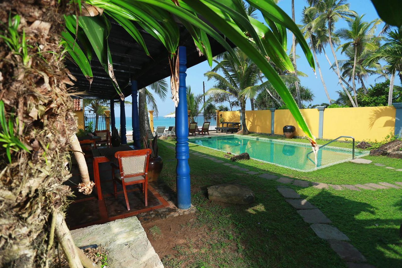 Villa Kusum Хикадува Екстериор снимка